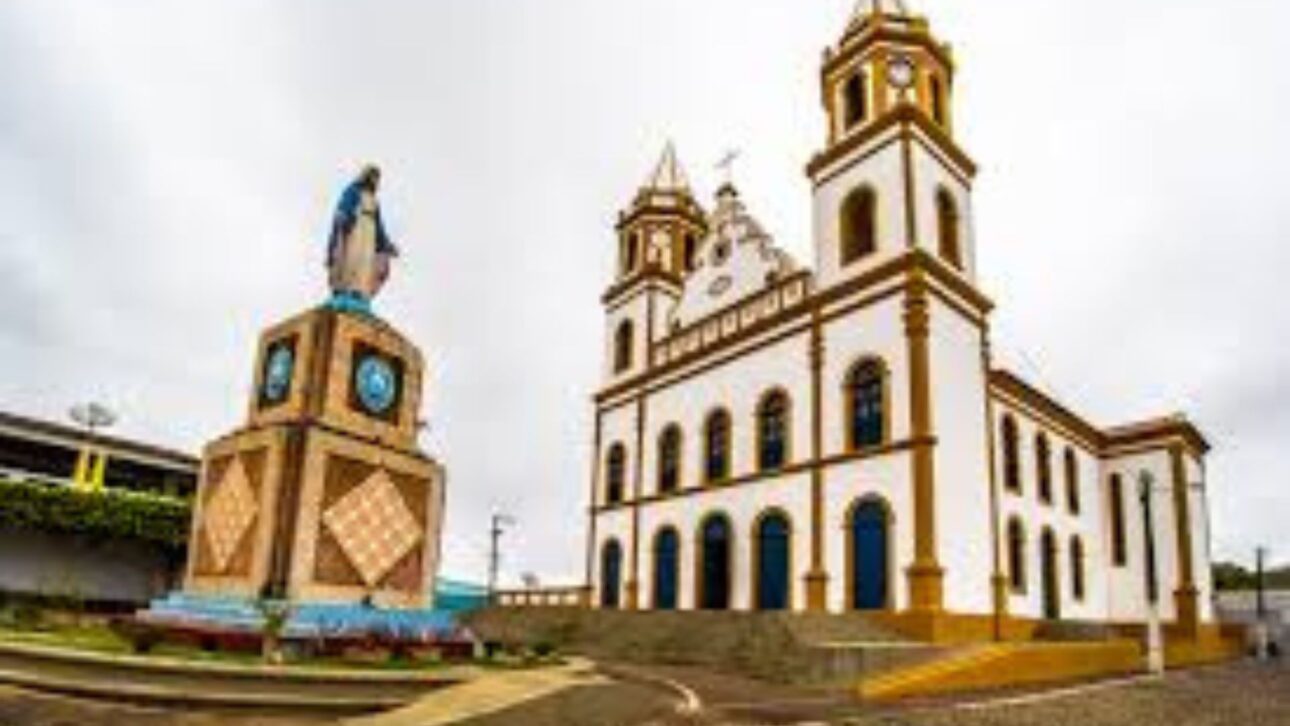 Bananeiras, en el Brejo Paraibano, queda a 550 metros de altitud, integra la ruta Caminhos do Frio y reúne ingenios, caseríos históricos y turismo gastronómico.