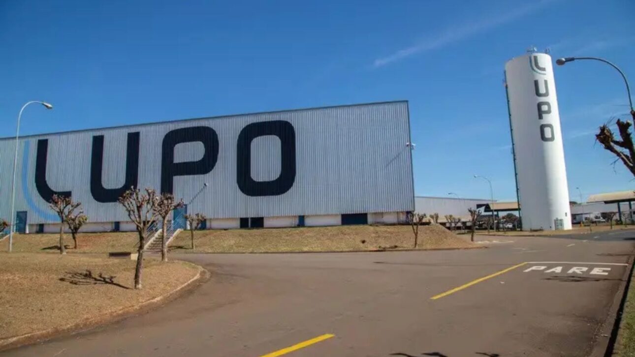 Después de 104 años, Lupo lleva producción a Paraguay, invierte R$30 millones, reduce costos en 28% y reacciona a la nueva ley que aumentó impuestos en Brasil.