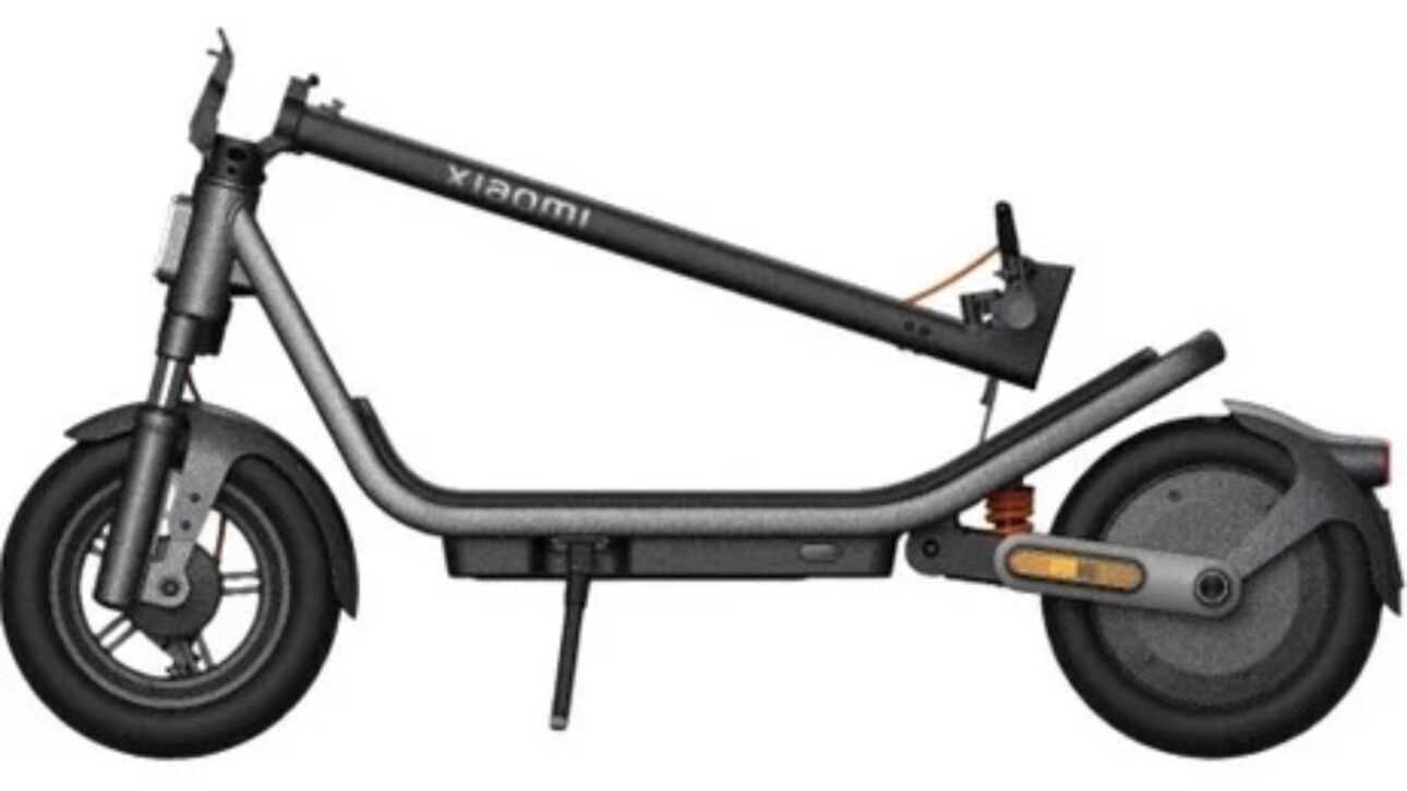 Xiaomi prepara nuevos patinetes eléctricos con hasta 45 km de autonomía, motor de 400W, Bluetooth y panel digital, según filtración con imágenes y ficha técnica.