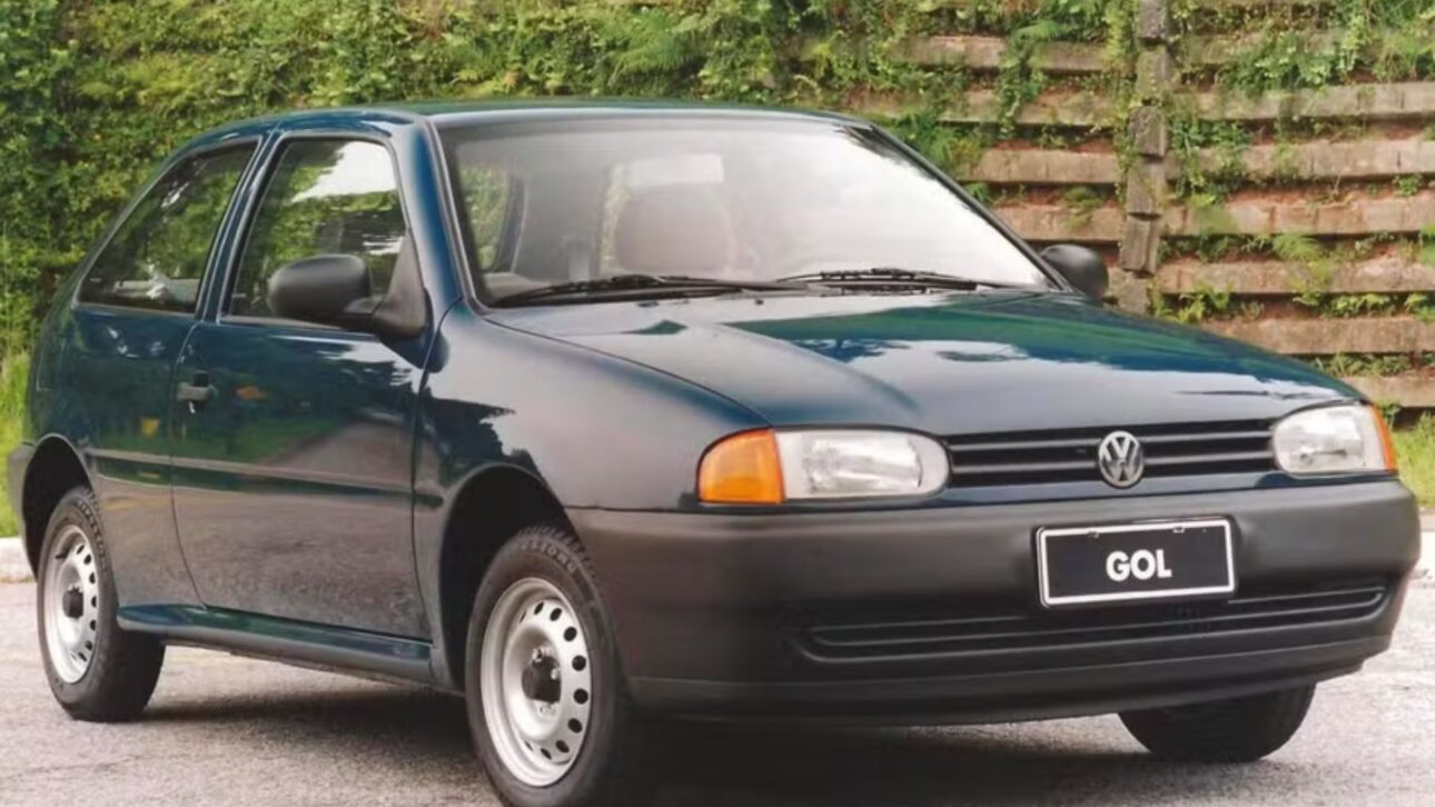 Vea 5 coches usados por hasta R$ 20 mil que son fáciles de mantener, económicos y con piezas baratas, incluyendo opciones con aire acondicionado y consumo cercano a 15 km/l.