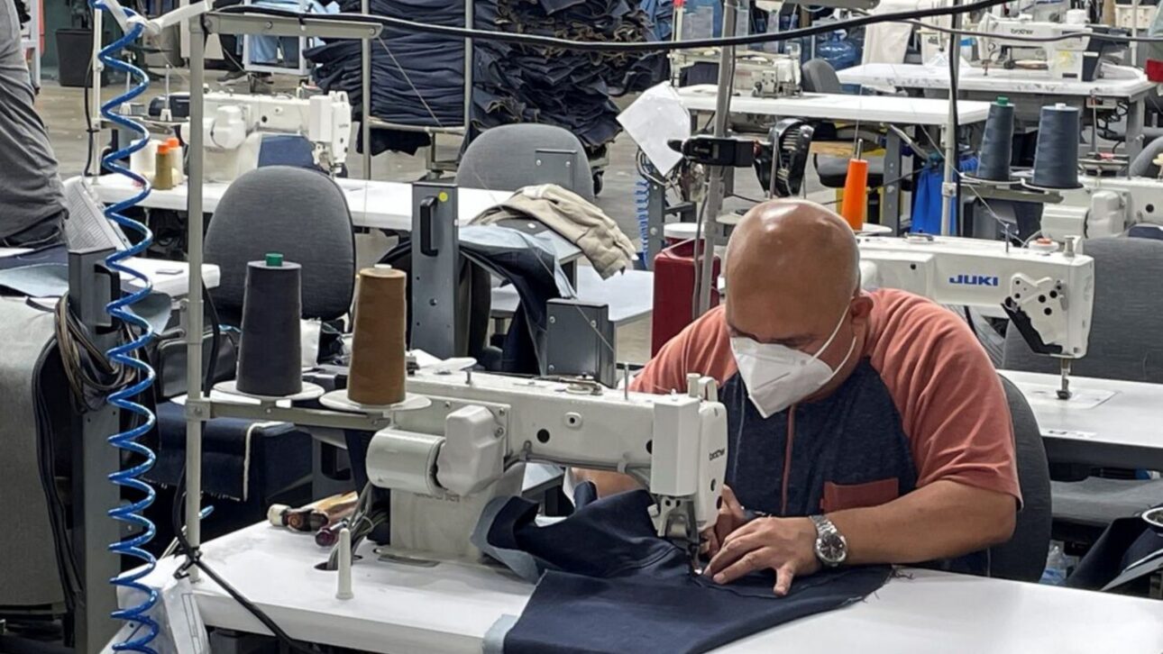 Urupês se firma como capital del jeans en SP, con 1 millón de piezas mensuales, cursos gratuitos y desafío para suplir la falta de mano de obra.