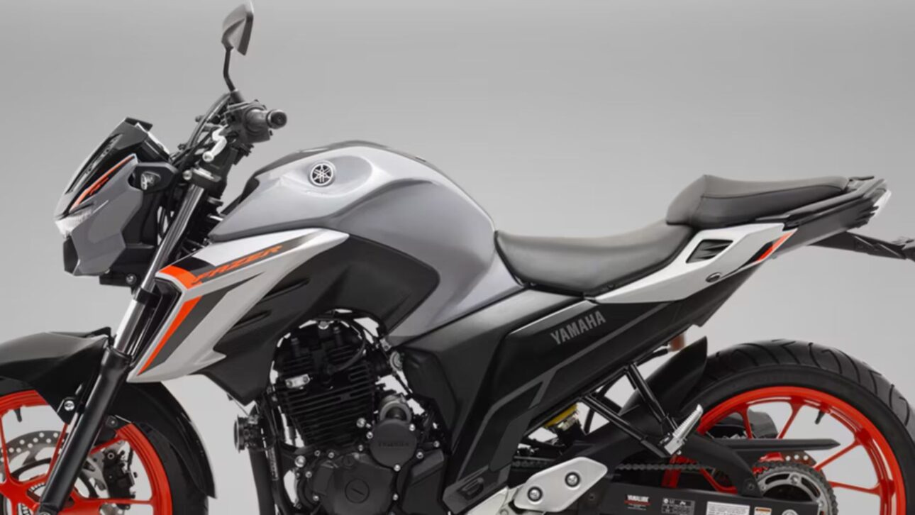 Yamaha lanza la Fazer FZ25 Connected 2026 con panel blackout, iluminación full LED, toma de 12V y app Y-Connect, manteniendo motor 250 cc y propuesta urbana.