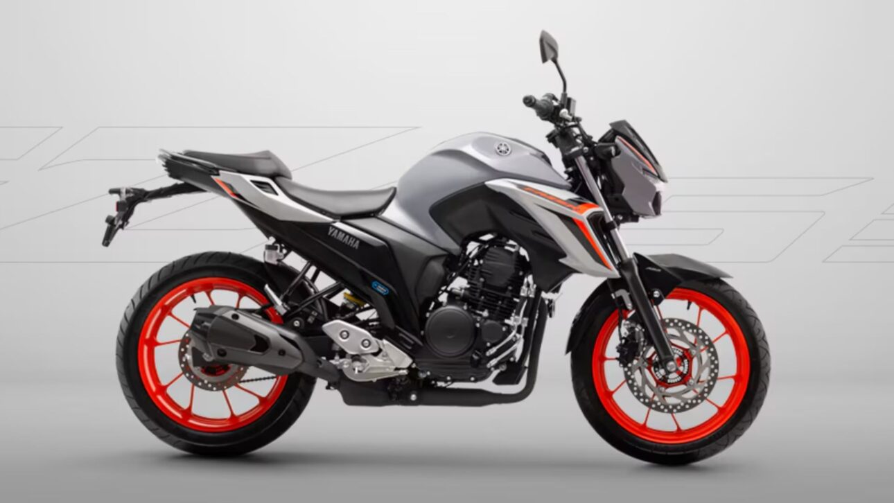 Yamaha lanza la Fazer FZ25 Connected 2026 con panel blackout, iluminación full LED, toma de 12V y app Y-Connect, manteniendo motor 250 cc y propuesta urbana.