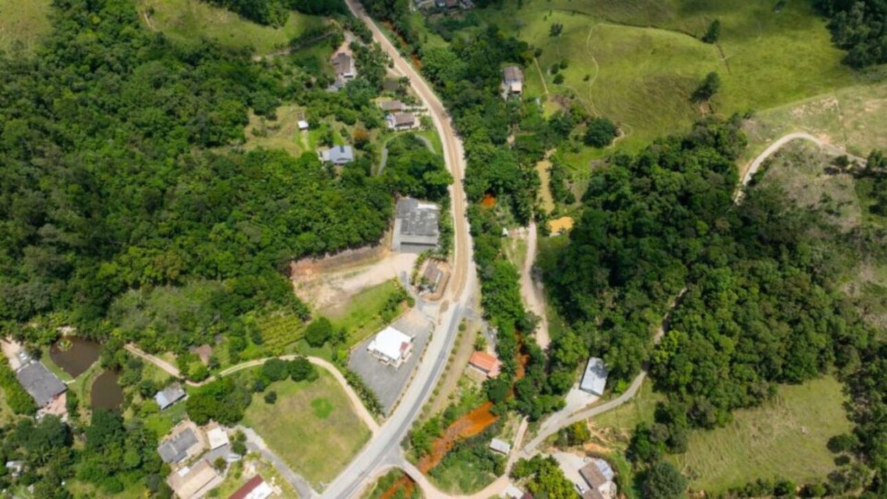 Convenio libera obra de R$ 47 millones para pavimentar la Ruta de los Mineros, creando nueva ruta turística entre Urussanga y Lauro Müller, en Santa Catarina.