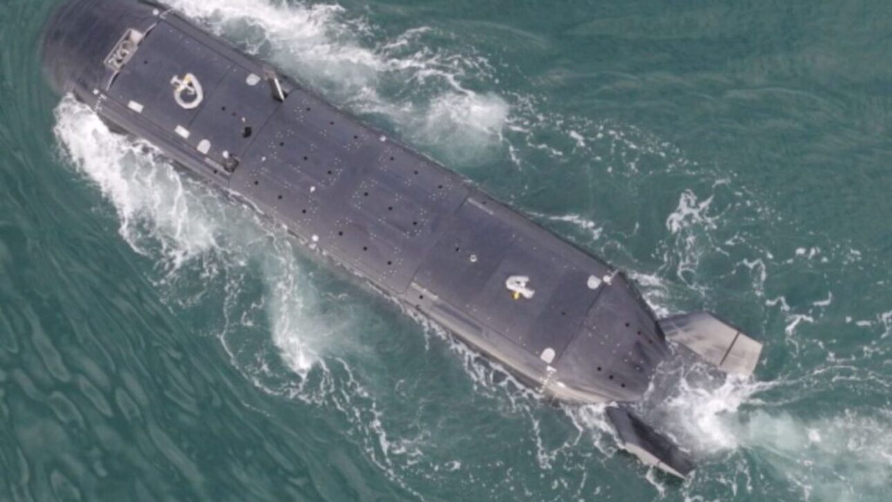 XV Excalibur es el dron submarino británico de 12 metros controlado a más de 16 mil km, revelando nueva era de la autonomía naval.