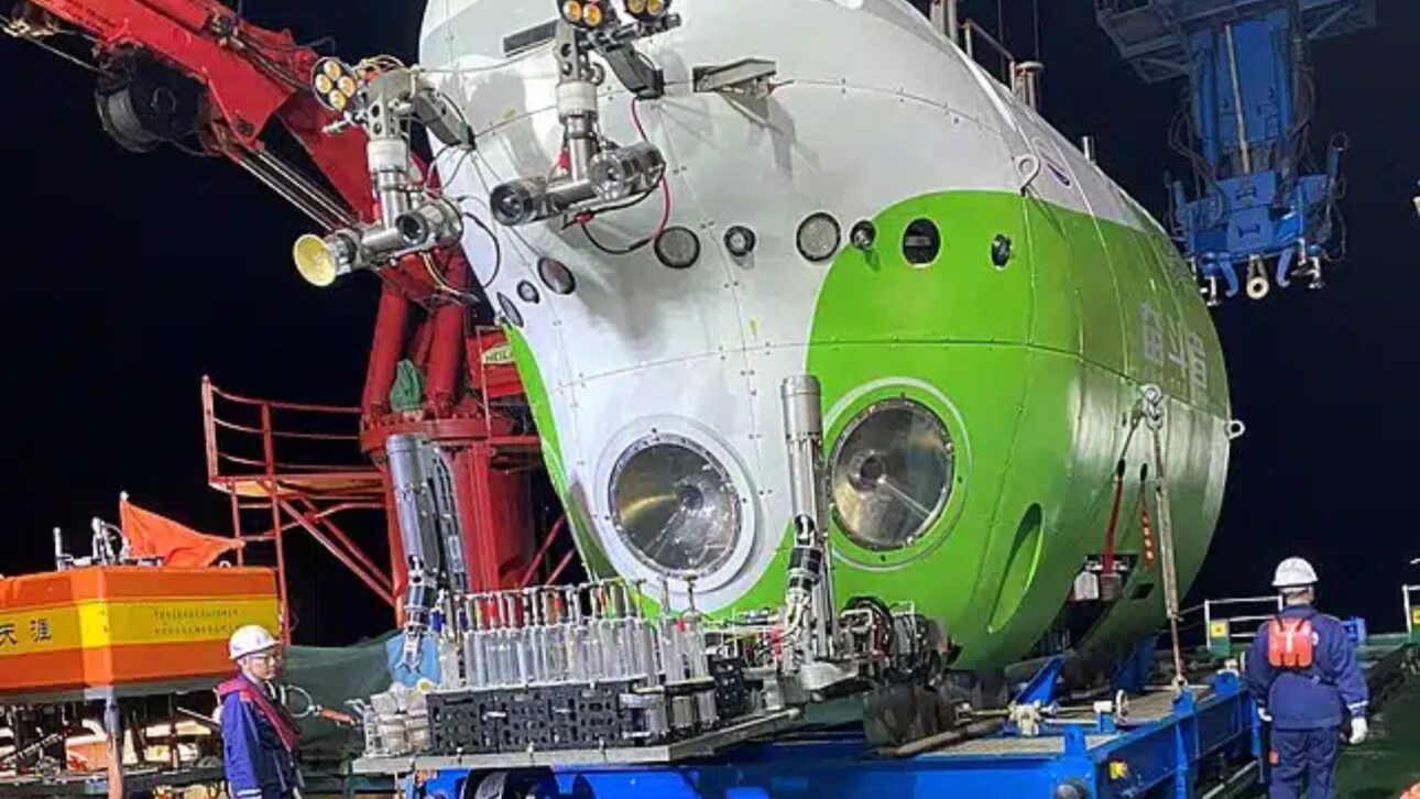 Submarino chino Fendouzhe alcanza el punto más profundo de la Tierra tras 23 inmersiones y lleva 27 científicos a las zonas más extremas del océano.