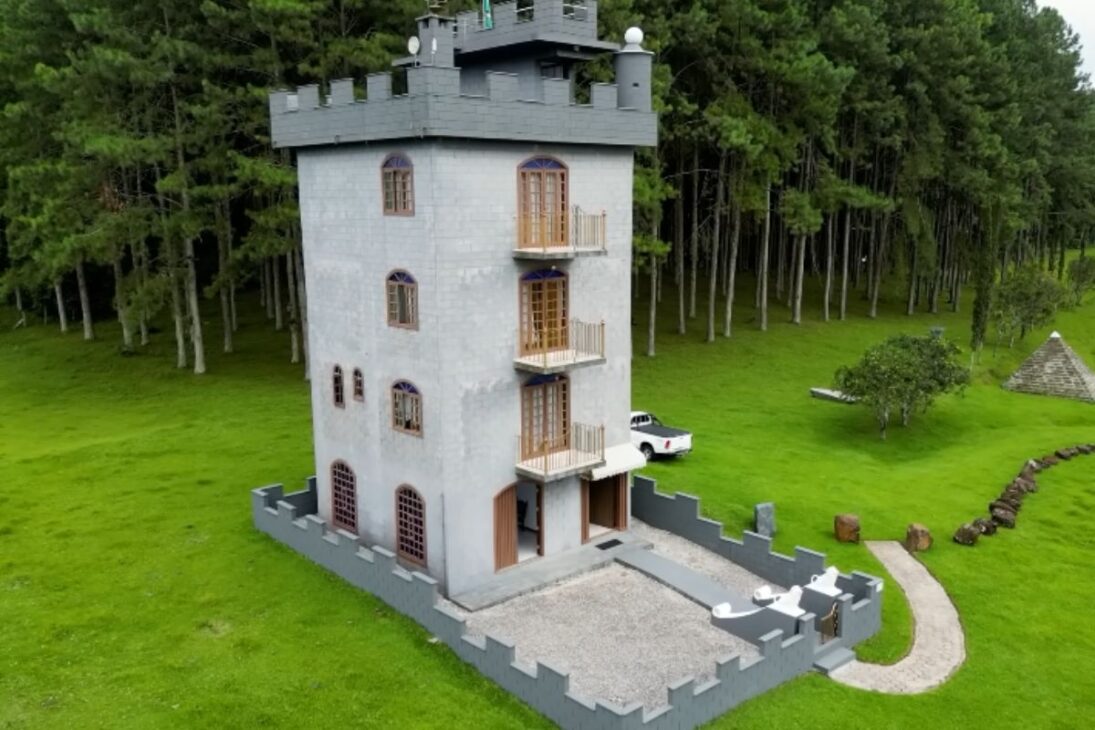 En Taió, padre construye un castillo; el castillo en el interior de Taió en El Sitio Santa Matilde, en El Alto Vale de Itajaí, nació para homenajear a su hija.