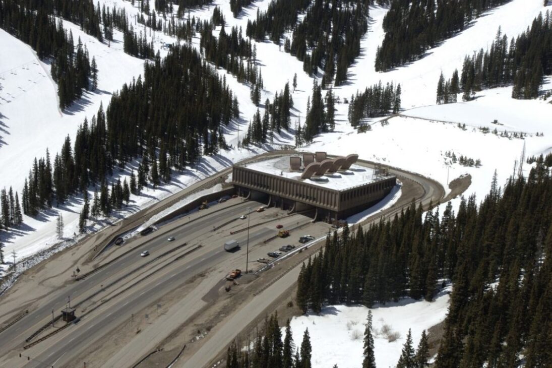 Conozca el túnel más extremo de los EE. UU.: el túnel Eisenhower cruza la Divisoria Continental en las Montañas Rocosas por la carretera interestatal 70.