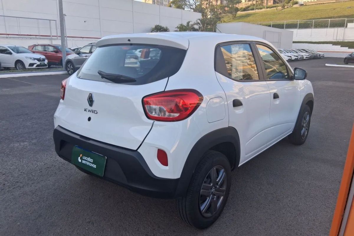 Segundo 0km mais barato do Brasil, o Renault Kwid 2026 atrai atenção pelo consumo do Kwid, preço do Kwid e por ser um dos poucos carros acessíveis hoje.