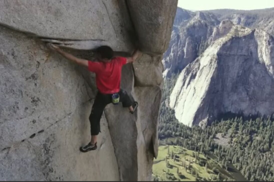Entiende La Escalada En Solo Histórica De Alex Honnold En El Capitan, El Documental De Escalada Y El Riesgo Extremo Detrás De Este Logro Inédito.
