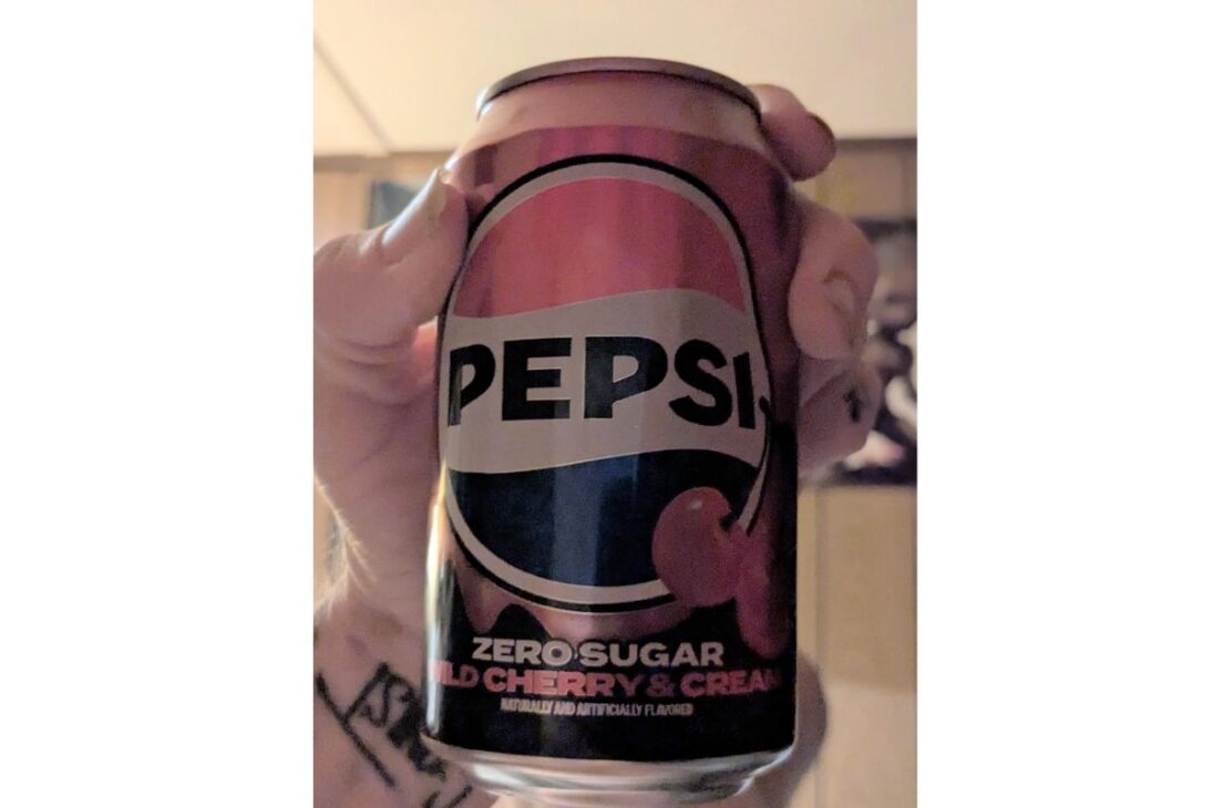 El nuevo refresco Wild Cherry & Cream de Pepsi llega el 20 de enero. Los fans de Coca-Cola comparan cereza y vainilla con el Cherry Vanilla Coke y el refresco sucio.