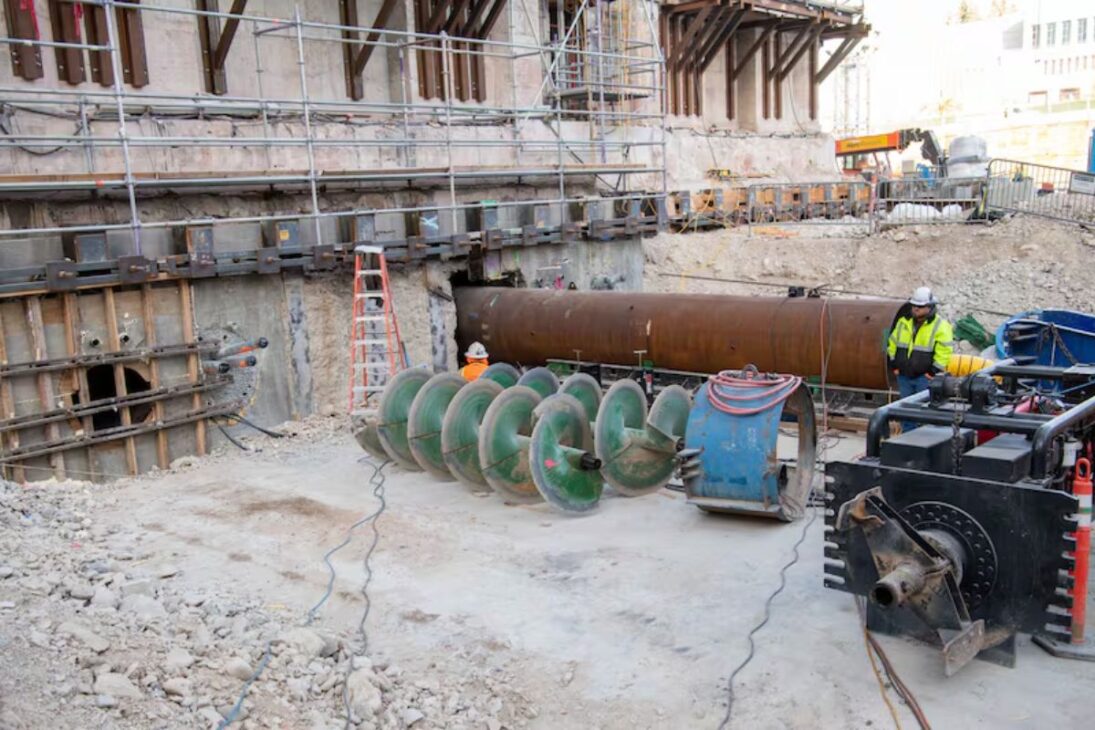 Templo en Salt Lake City recibe aislamiento de base e isoladores para reducir riesgo de terremoto, con excavación y refuerzos hasta 2026.