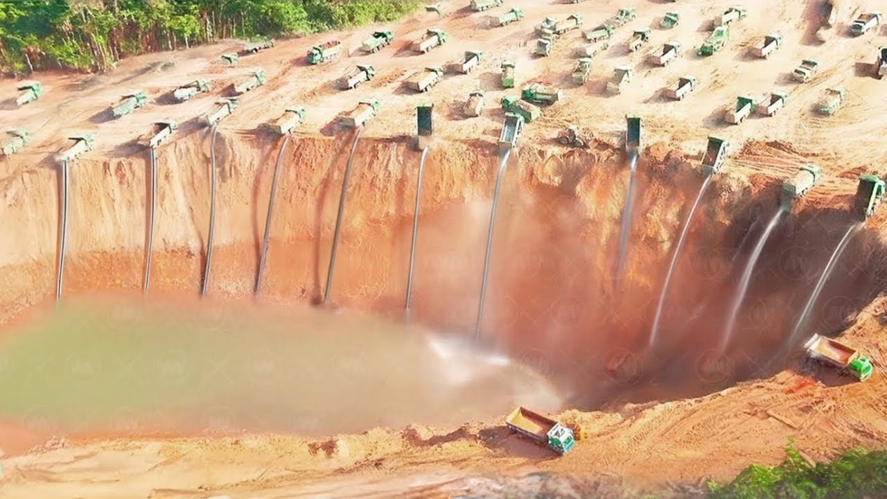 Com bilhões de m³ de água fóssil acumulados há mais de 30 mil anos, um reservatório subterrâneo do tamanho de países inteiros permanece oculto sob o deserto e pode garantir abastecimento por séculos