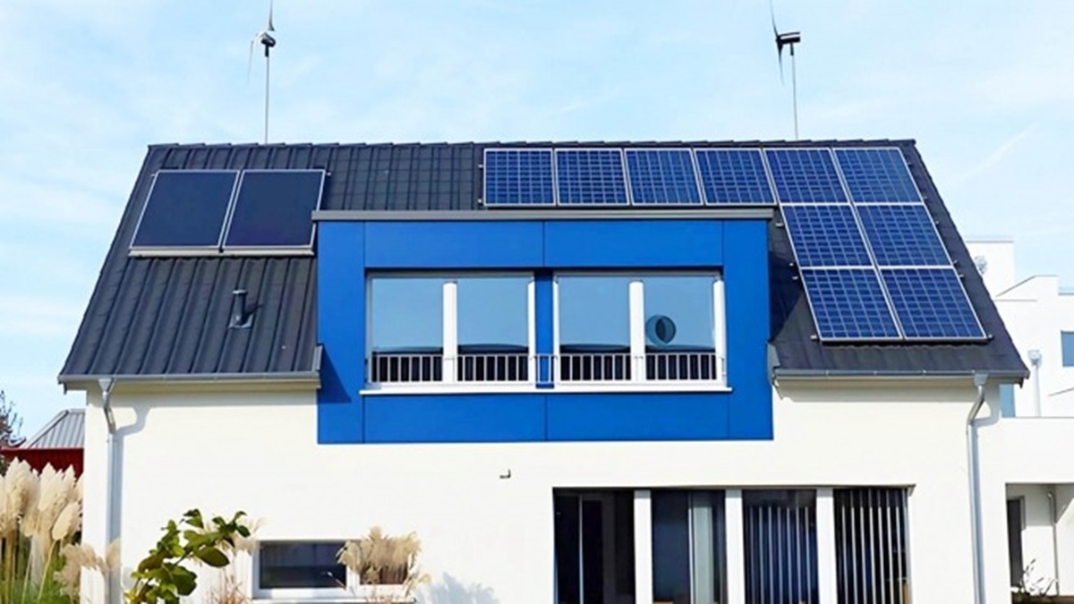 Microturbina alemã de 19 kg gera até 1.500 kWh/ano. Conheça a SkyWind NG, ideal para residências e sistemas híbridos solares.