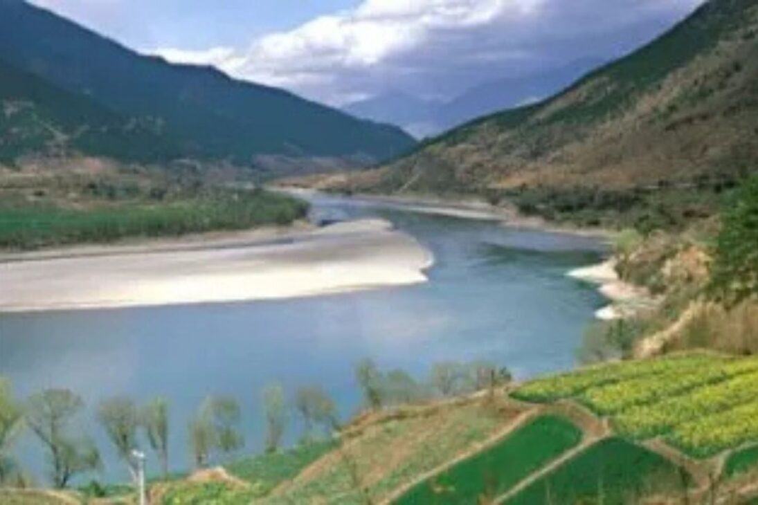 Ríos Más Peligrosos Del Mundo: Corrientes Traicioneras, Remolinos, Inundaciones Y Agua Hirviendo Explicadas En 10 Ríos Que Parecen Calmados