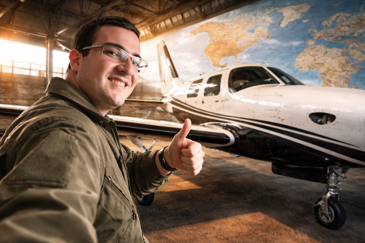 volta ao mundo de Walter Toledo em monomotor Piper Malibu Matrix vira recorde aos 20 anos após cruzar 11 países em 51 dias.