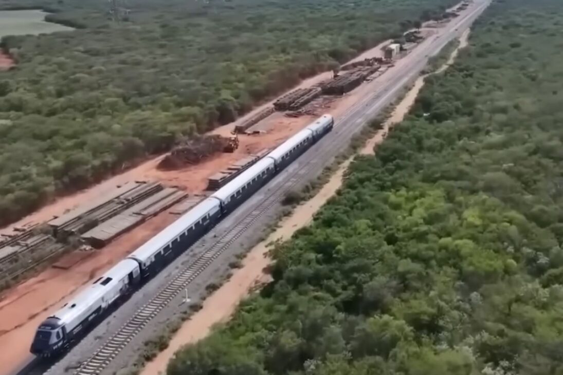 Con La Sequía En El Canal de Panamá, El Comercio Marítimo Mundial Ve Filas Mientras Corredores Interoceánicos Como El Canal de Nicaragua y El Canal Seco Ganan Fuerza.