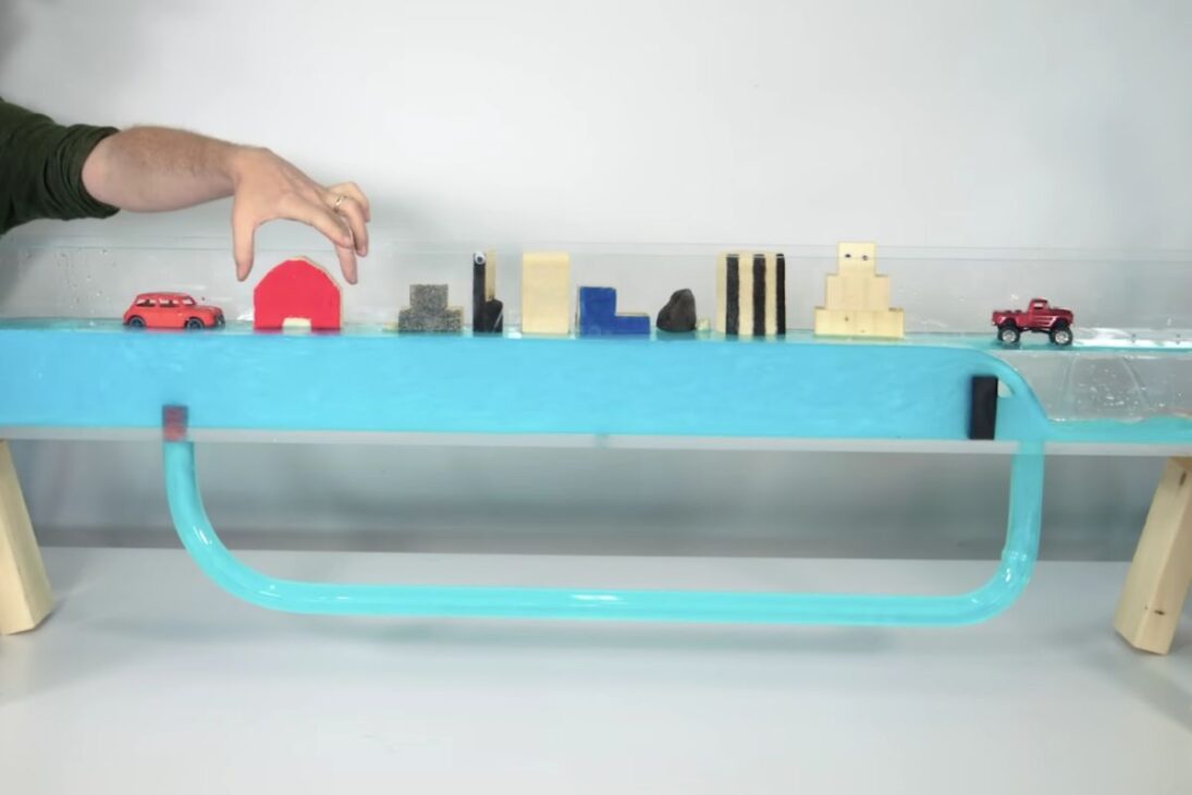 Reportaje explica cómo las lagunas de retención se convirtieron en pieza central del drenaje urbano, controlan el pico de caudal, reducen la escorrentía superficial y mitigan inundaciones en ciudades que buscan equilibrar infraestructura y medio ambiente.