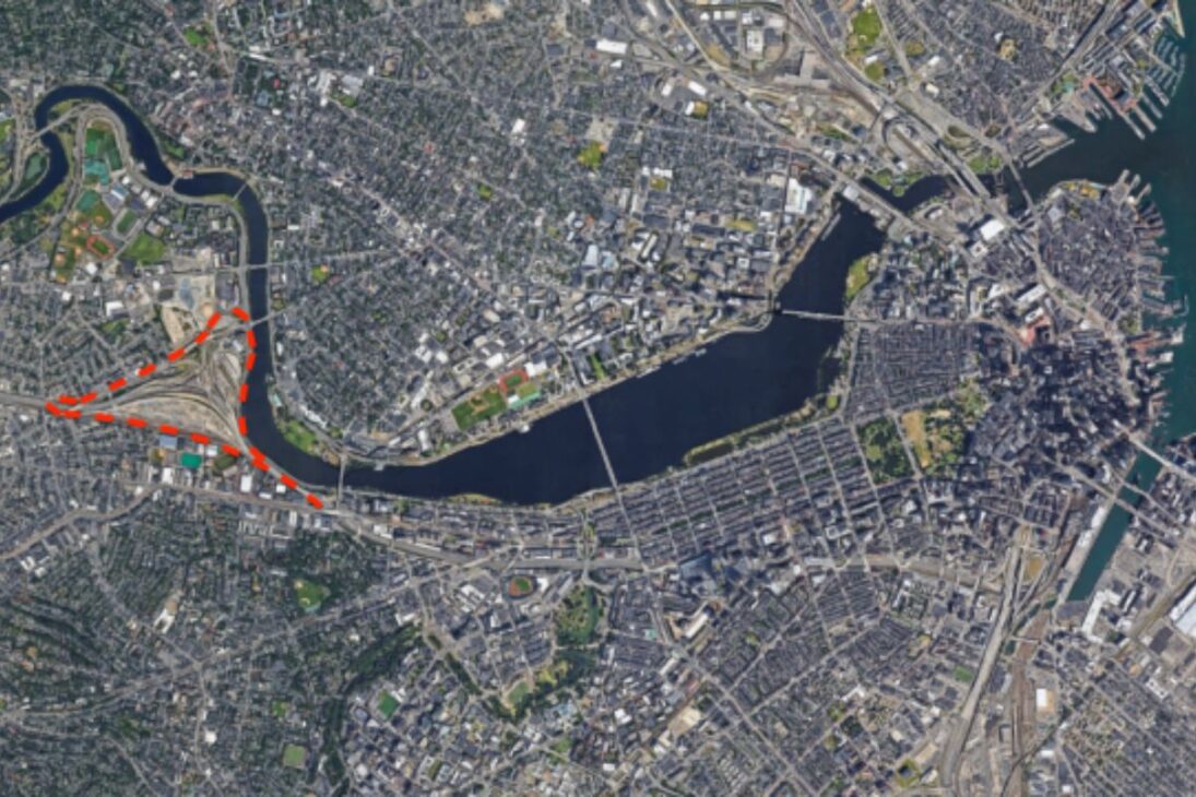 tren de alta velocidad sobre puente flotante en el Lago Washington conecta Seattle y Bellevue en 2,5 km con 38 pontones, 1500 V, juntas móviles, ánodos contra corrosión y pretensado para soportar hasta 700 toneladas.