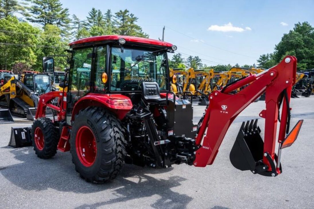 El Tractor TYM 4058 Entra En La Competencia Con La John Deere Mientras Que Despidos Y Menor Beneficio Presionan El Precio, Y El Enganche Se Convierte En El Detalle Que Cambia La Cuenta En El Campo.
