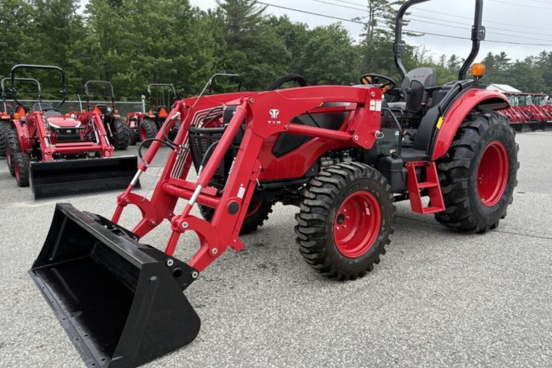 El Tractor TYM 4058 Entra En La Competencia Con La John Deere Mientras Que Despidos Y Menor Beneficio Presionan El Precio, Y El Enganche Se Convierte En El Detalle Que Cambia La Cuenta En El Campo.