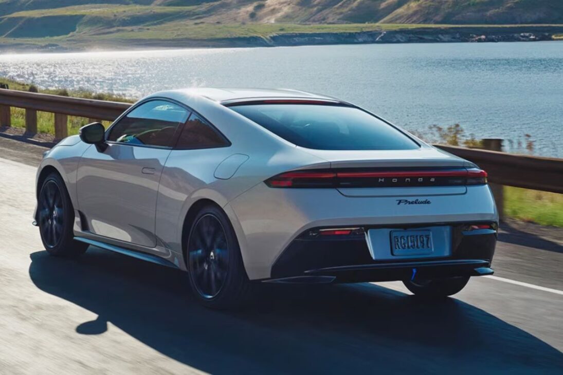 Honda Prelude chega como cupê híbrido esportivo, esportivo híbrido da Honda com consumo do Honda Prelude eficiente e preço do Honda Prelude acima da média.
