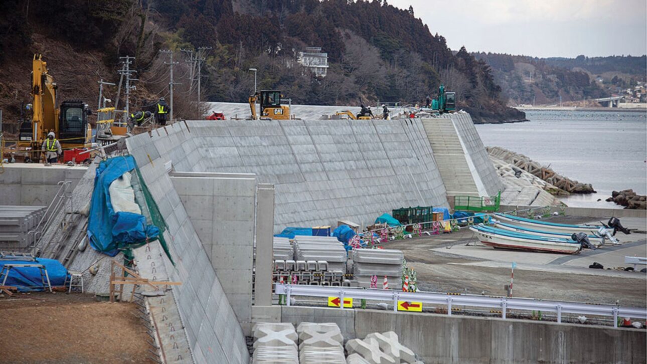 Muralla de 400 km construida por Japón tras el tsunami de 2011 usa miles de millones en concreto y ingeniería para ganar minutos vitales