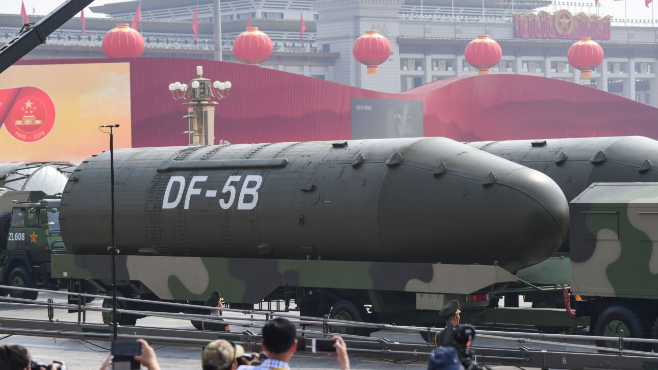 China Avanza Con Míssil DF-41, Alcance De 15 Mil Km Y Múltiples Ogivas, Levantando Alertas Sobre Defensa, Costos Milmillonarios Y Equilibrio Nuclear Global.