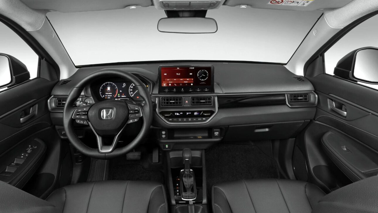 Honda WR-V 2026 chega ao Brasil como SUV de entrada, com motor 1.5 flex, consumo oficial do Inmetro, Honda Sensing de série e foco em praticidade.