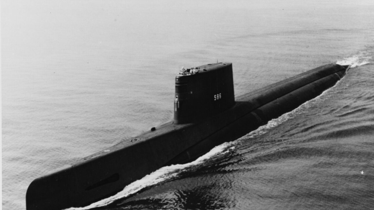 El submarino nuclear USS Triton dio la vuelta al mundo sumergido por 60 días en la Operación Sandblast y marcó la Guerra Fría.