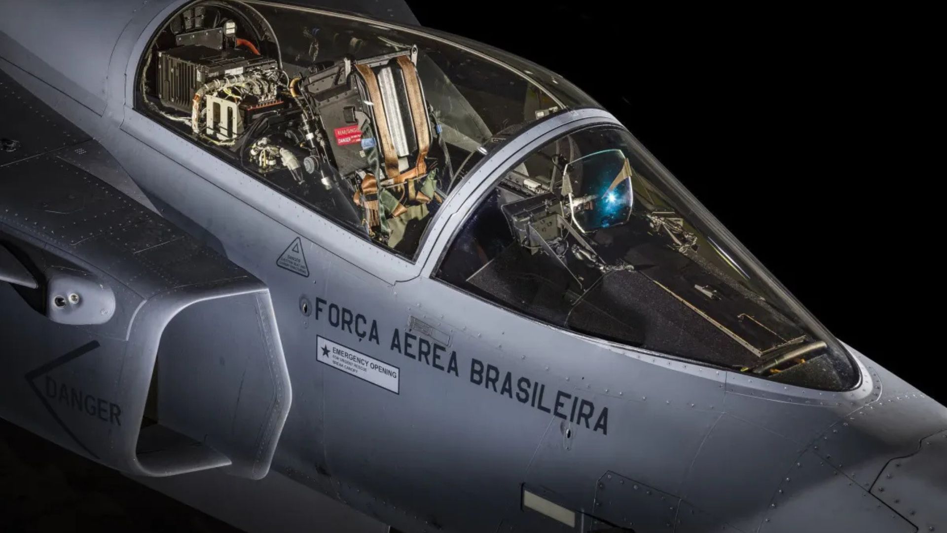 Primeiro F-39 Gripen montado no Brasil será apresentado em março, com Mach 2, alcance de 4.000 km e míssil Meteor na FAB.