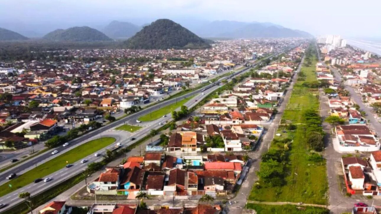 El tramo ferroviario que pasa por Mongaguá forma parte del ramal Santos–Cajati, considerado inoperante (Gabriel Freitas/ Alcaldía de Mongaguá)