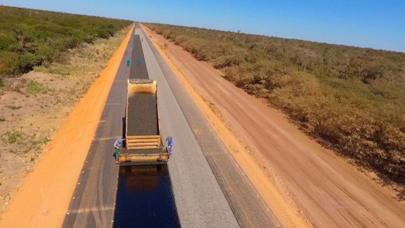 BR-235 recibe R$ 375 millones para pavimentar 60 km en Piauí y reducir trayecto entre Caracol y Bom Jesús de 432 km a 150,7 km.