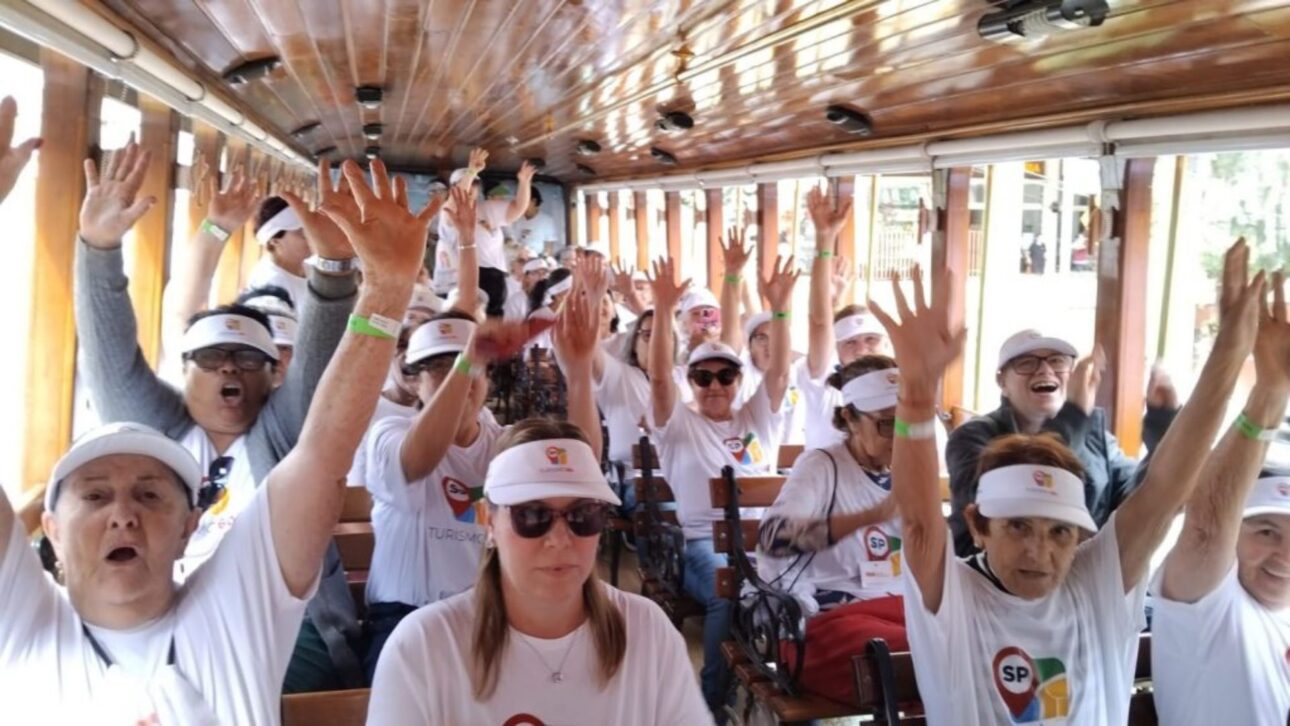 Programa Turismo 60+ lleva ancianos a viajes gratuitas por SP con alojamiento, paseos y alimentación incluidos. Vea cómo funciona.