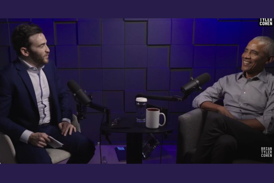 Barack Obama dijo que los extraterrestres son reales, negó que el Área 51 sea un depósito de pruebas y sugirió un posible sector secreto; con el encubrimiento en aumento y el Congreso retomando audiencias, la desconfianza crece tras la encuesta de 2025.