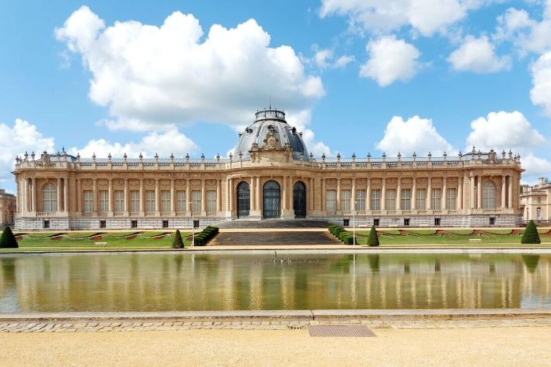 museo belga en el centro de la disputa por archivos coloniales: KoBold Metals quiere digitalizar datos, pero Bruselas veta exclusividad mientras Kinshasa intenta acelerar la carrera por minerales críticos.