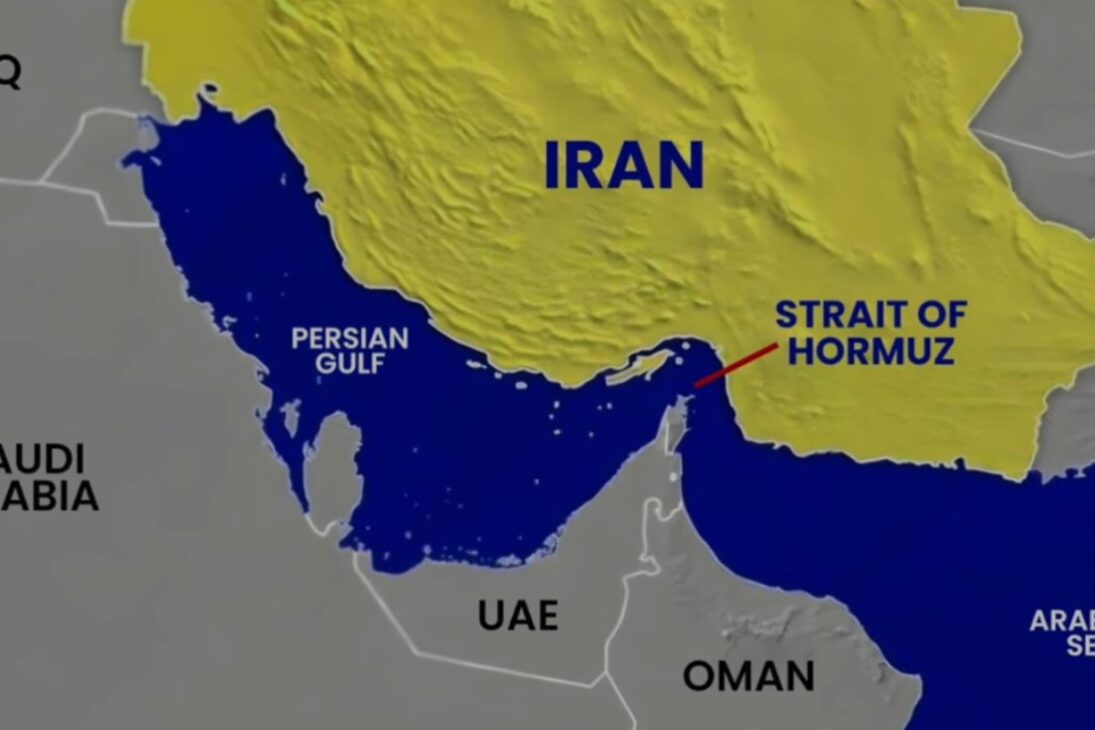 La Marina de los Estados Unidos Concentra Fuerzas en el Golfo Pérsico Cerca de Irán, con Portaviones y el Estrecho de Ormuz en el Centro de la Tensión, Reavivando Comparaciones con 1991 y 2003 y Dudas Sobre lo Que Viene en 2026.