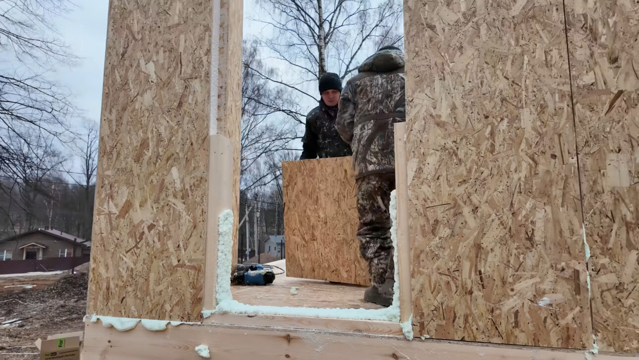 En Canadá, casas de toras macizas resisten a -40 °C con encajes cruzados de precisión milimétrica que prescinden de acero estructural, atraviesan décadas bajo nieve intensa y transforman la carpintería tradicional en ingeniería de alto rendimiento