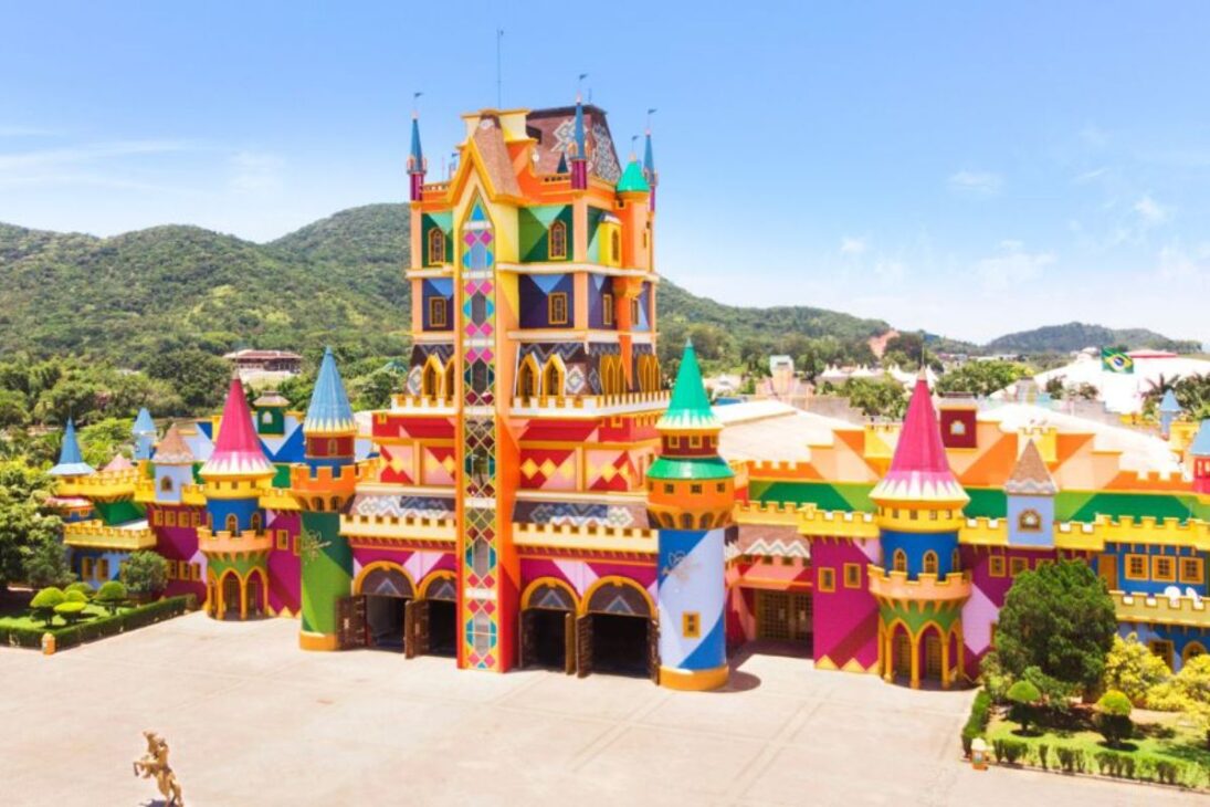 Brasil acelera proyectos en construcción con Cacau Park, Beto Carreiro y complejo Imagine adoptando modelo de resort integrado que puede cambiar el turismo nacional.