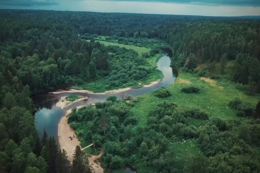 los ingenieros soviéticos desviaron ríos para expandir algodón, secaron el Mar de Aral y crearon desierto tóxico en una de las mayores catástrofes ambientales del siglo XX.