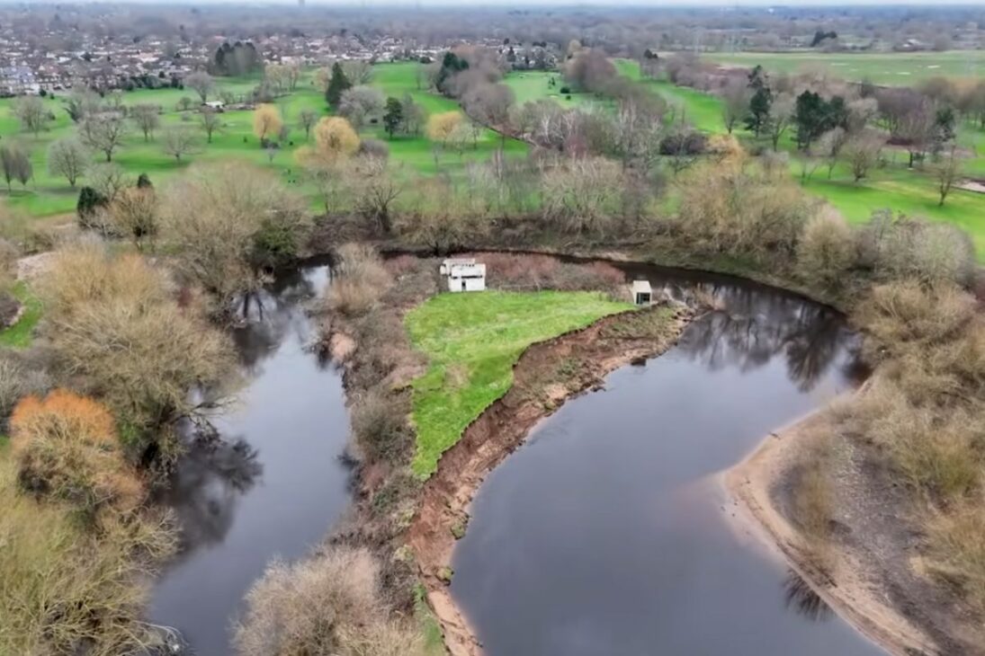 río Mersey entre Manchester y Liverpool puede abrir nuevo camino, acelerar la erosión y formar una nueva isla en uno de los tramos más inestables de su recorrido.