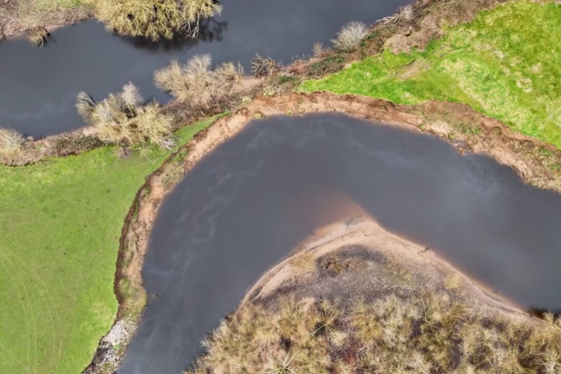 río Mersey entre Manchester y Liverpool puede abrir nuevo camino, acelerar la erosión y formar una nueva isla en uno de los tramos más inestables de su recorrido.