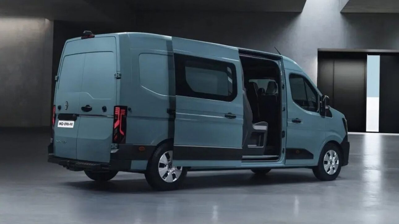 La Nueva Renault Master 2027 Tendrá Motor 2.0 Turbodiésel de 170 cv, Transmisión Automática y Versión Eléctrica con Batería de Hasta 87 kWh. La Producción Puede Ocurrir en Brasil.