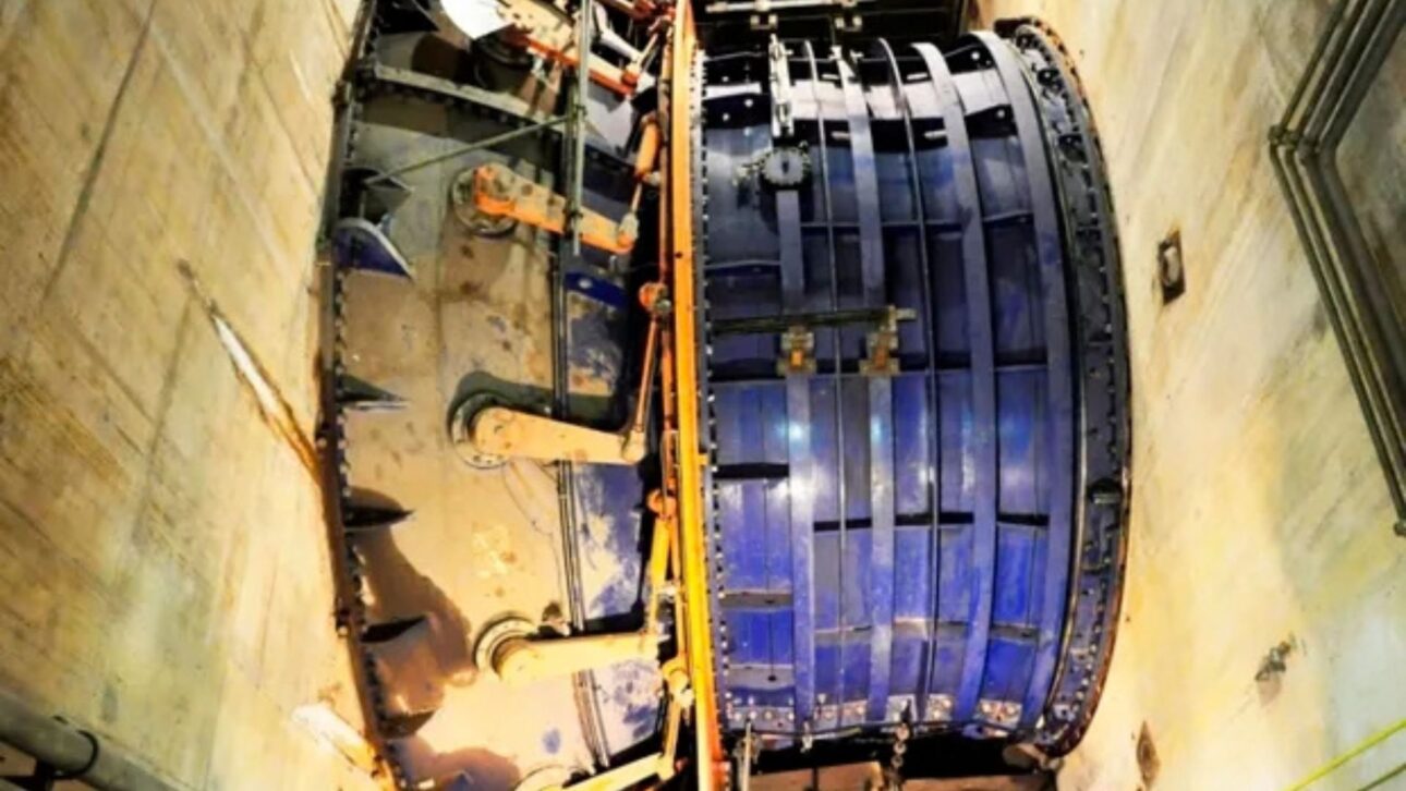 Turbinas bulbo gigantes de la Central Hidroeléctrica Jirau, en el río Madera, revelan cómo máquinas submarinas transforman la fuerza del río en energía para millones. (Foto: Asesoría/Difusión)