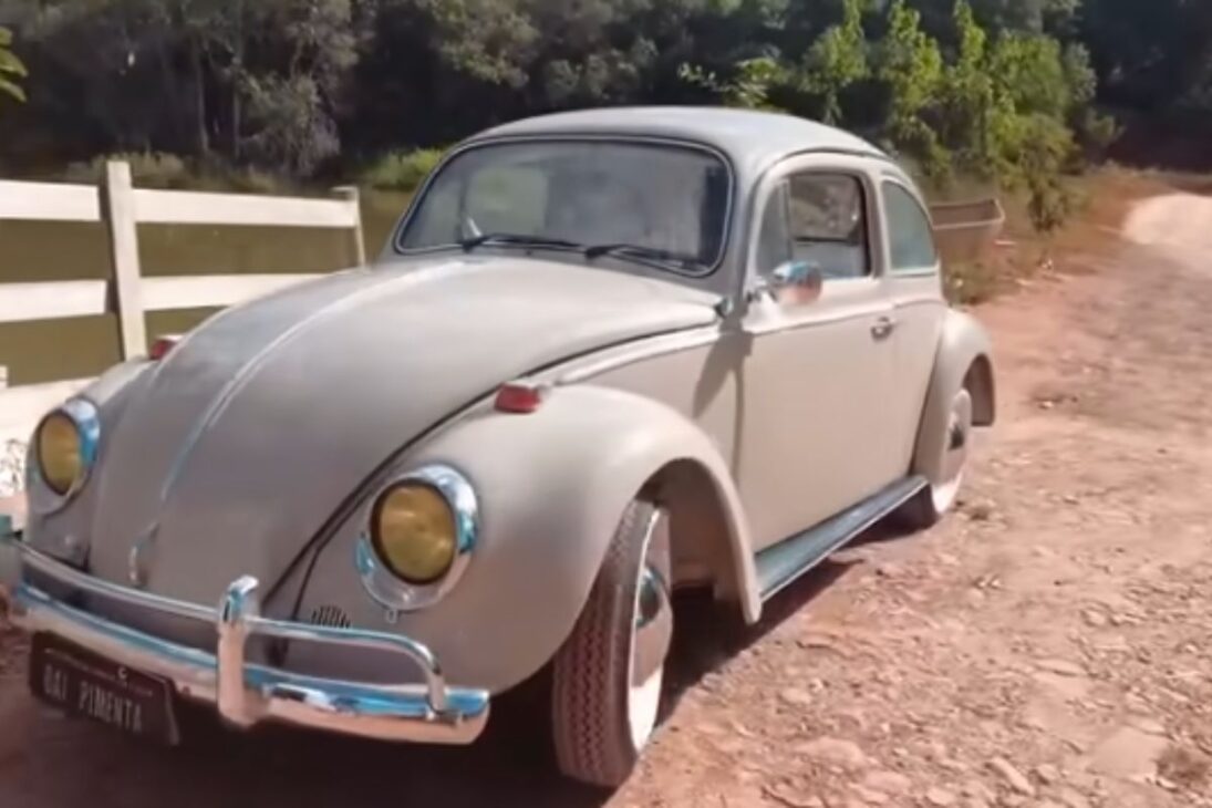 Fusca 1970 en el rescate se convierte en clásico: restauración con eléctrica y pintura de vitrina después de casi 20 años parado.