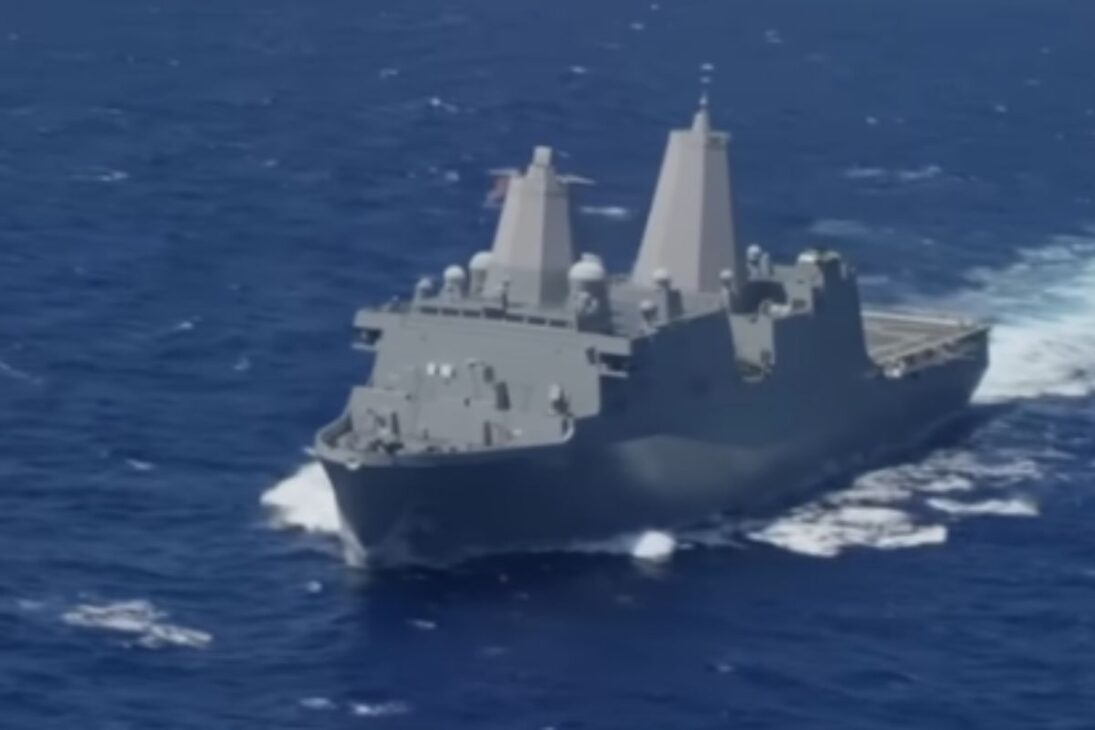 El USS New York de la clase San Antonio es un museo flotante con acero del World Trade Center y símbolo del 11 de Septiembre.