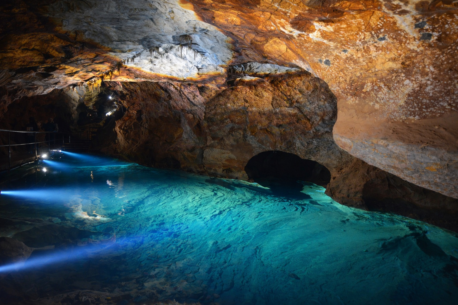 caverna mais antiga do mundo Jenolan